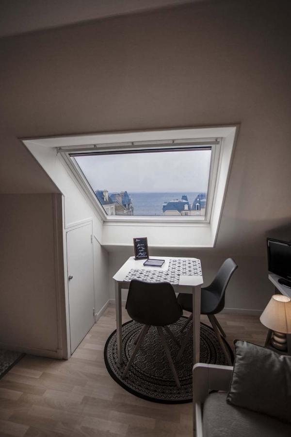 Residence Le Roc Fleuri Σεν Μαλό Δωμάτιο φωτογραφία